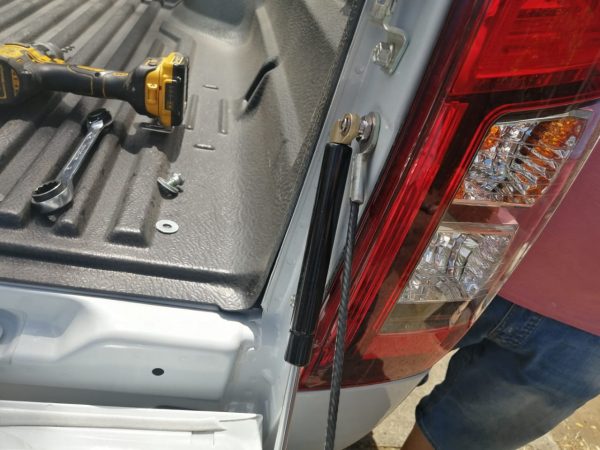 Amortigudor de Portalón NEW L200 - Imagen 2