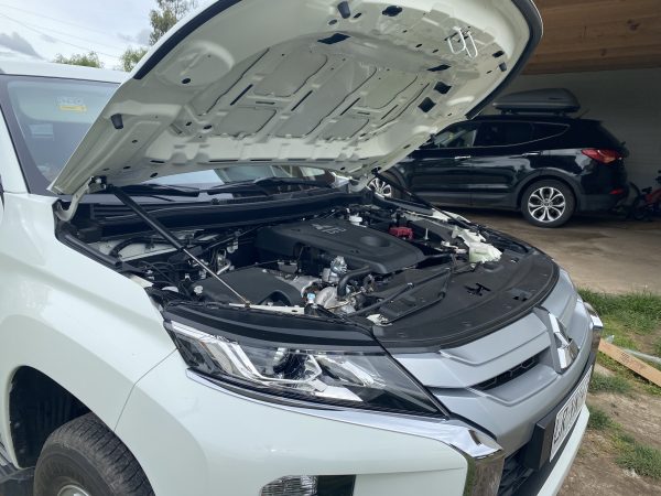 Cilindros de Capot New L200 - Imagen 4