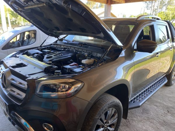 Cilindros de Capot Mercedes X250 - Imagen 6
